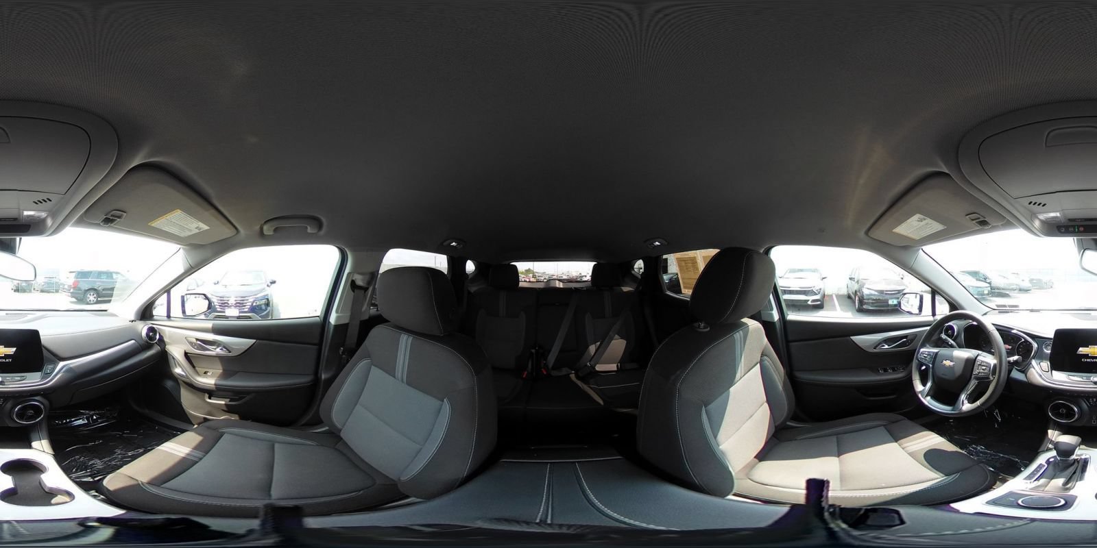 Used 2025 Chevrolet Blazer LT FWD image 43