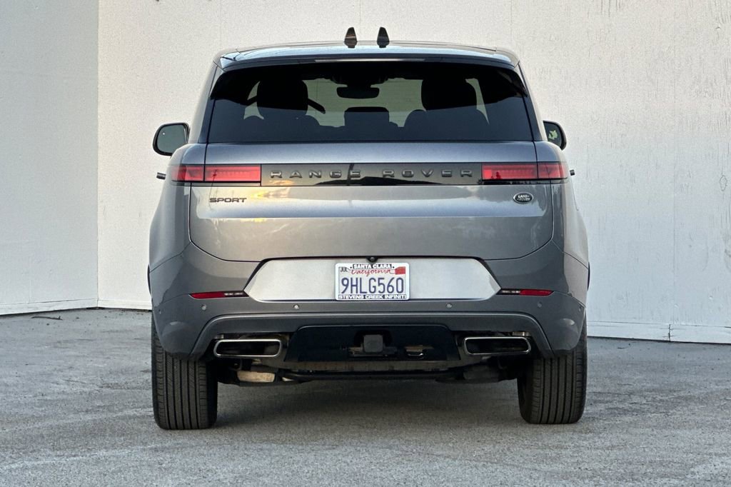 Used 2023 Land Rover Range Rover Sport SE Dynamic image 4