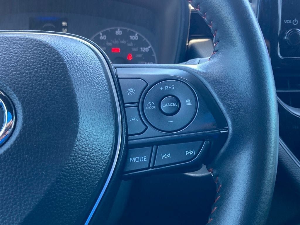 Used 2024 Toyota Corolla Cross AWD Hybrid image 16