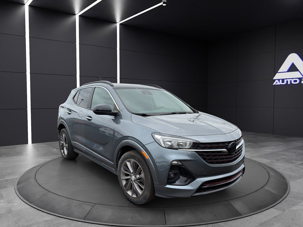 Used 2020 Buick Encore GX Preferred w/ Sport Touring Package FWD image 2