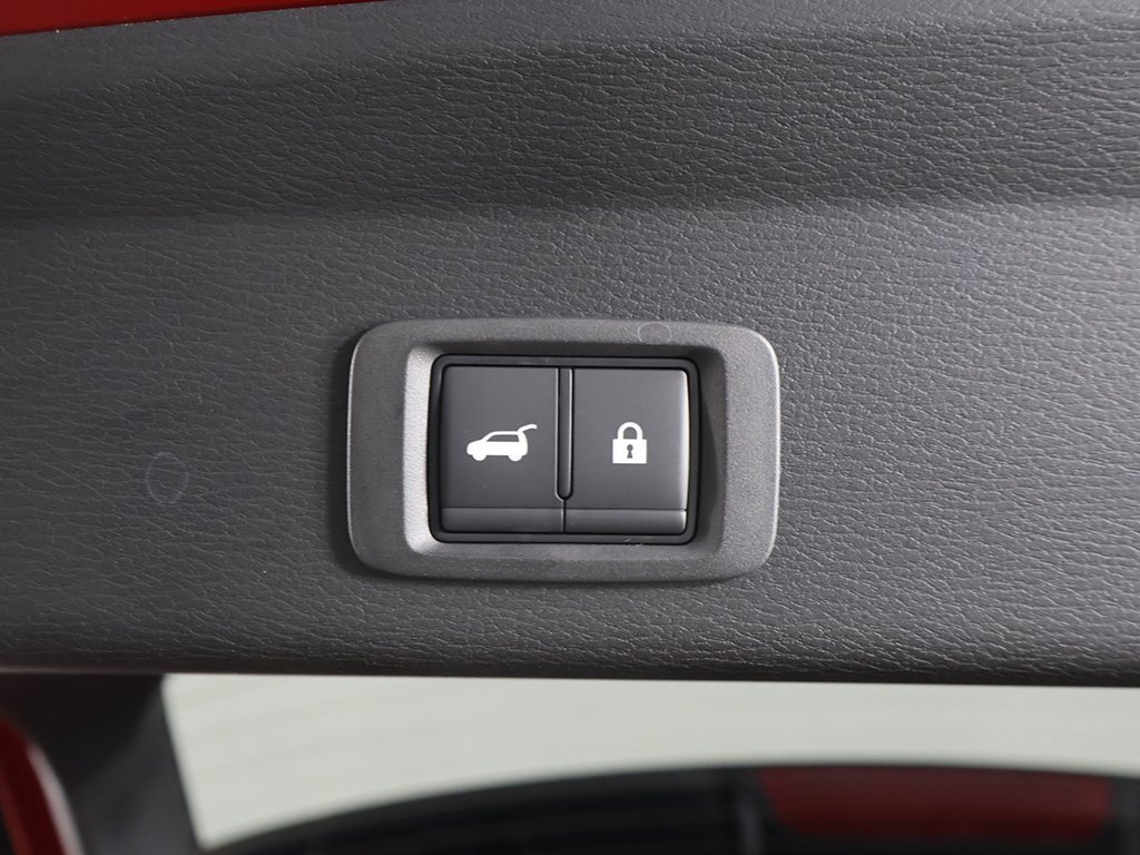 New 2025 Mitsubishi Outlander SE image 23