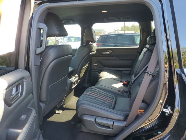 Certified 2025 Nissan Armada PRO-4X image 8