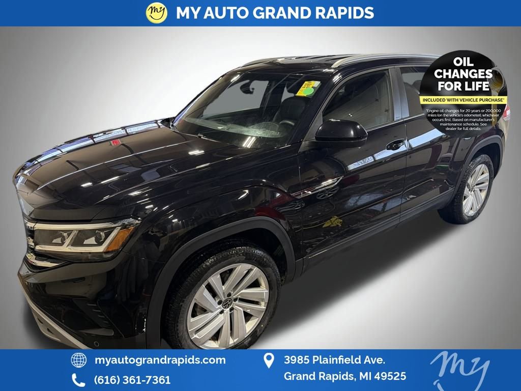 Used 2022 Volkswagen Atlas Cross Sport SE image 5