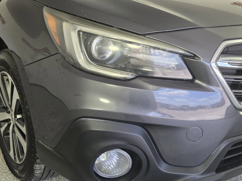 Used 2019 Subaru Outback 3.6R Limited AWD/4WD image 9
