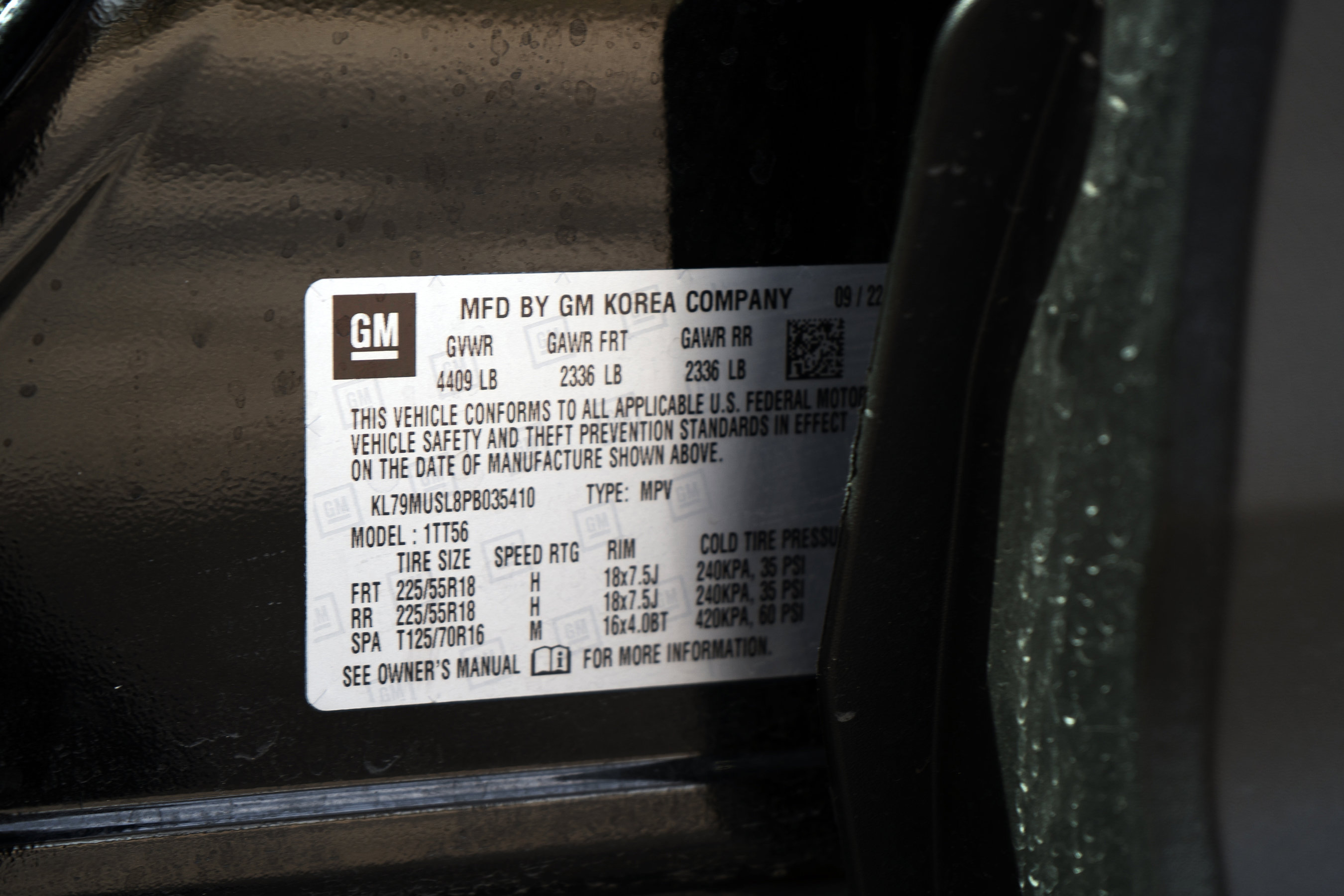 Used 2023 Chevrolet TrailBlazer RS w/ Sun and Liftgate Package image 48