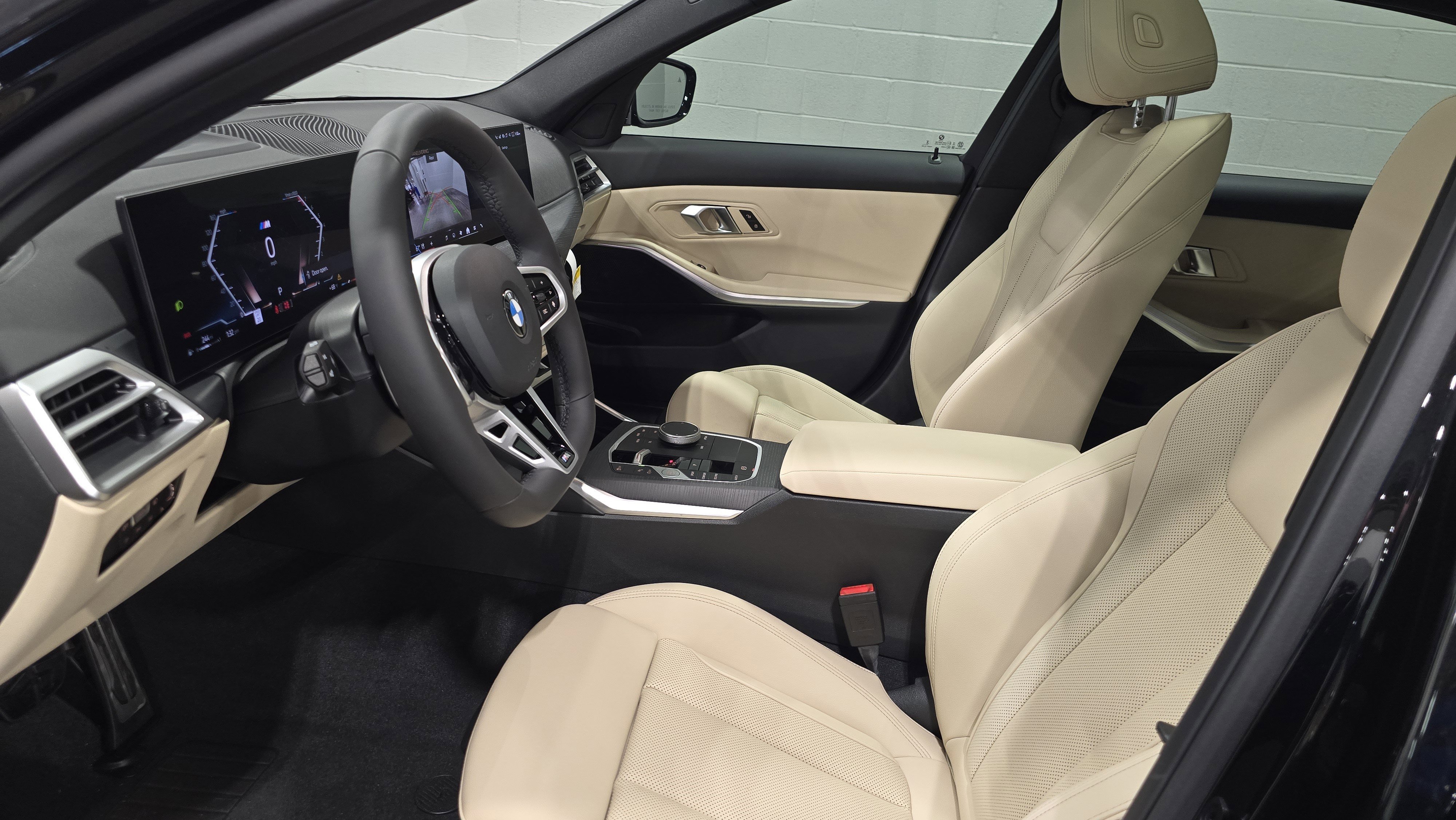 Used 2026 BMW 330i Sedan w/ M Sport Package RWD image 12