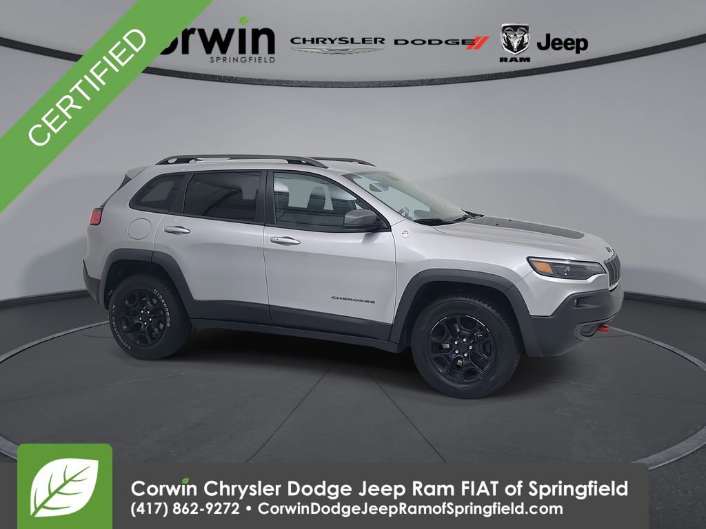 Used 2019 Jeep Cherokee Trailhawk w/ Comfort/Convenience Group image 1