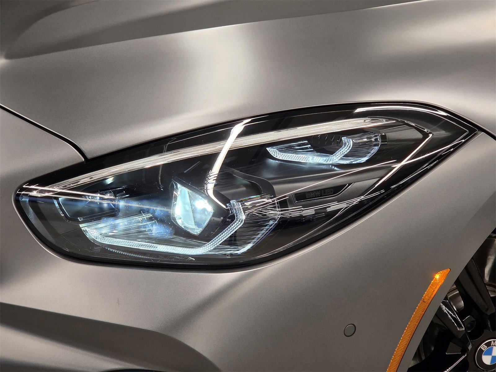 Used 2025 BMW Z4 M40i w/ Premium Package image 25