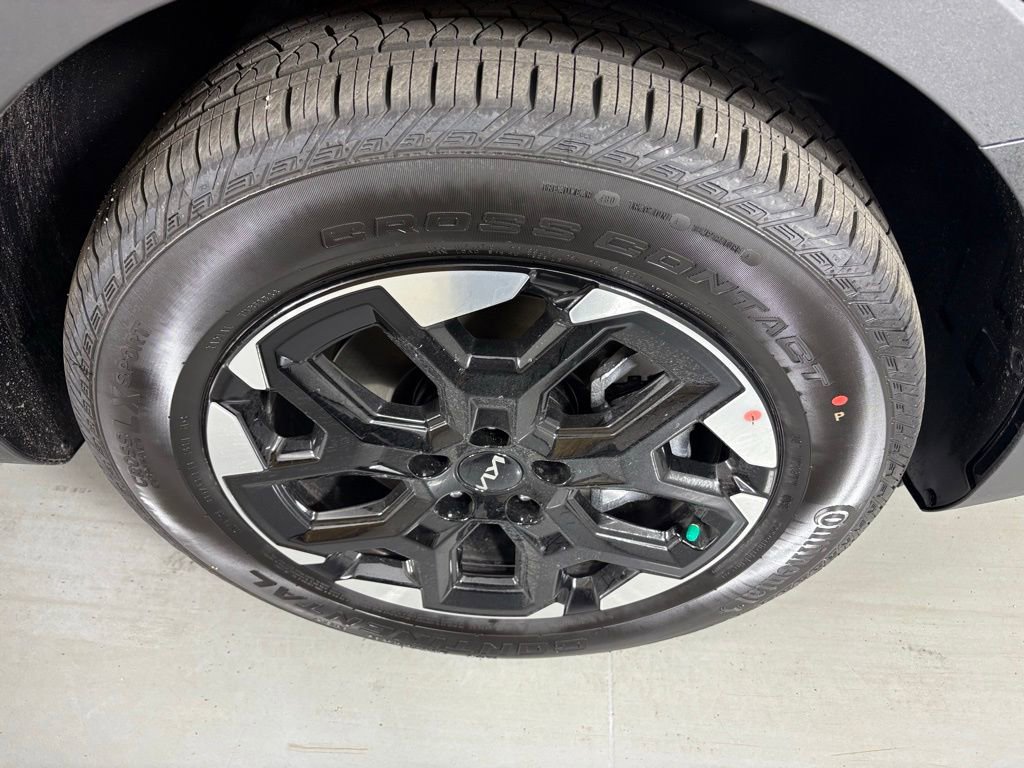 New 2026 Kia Sorento S w/ S Panoramic Sunroof Package image 11