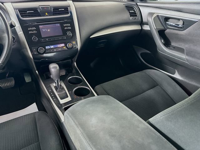 Used 2014 Nissan Altima 2.5 SV FWD image 23