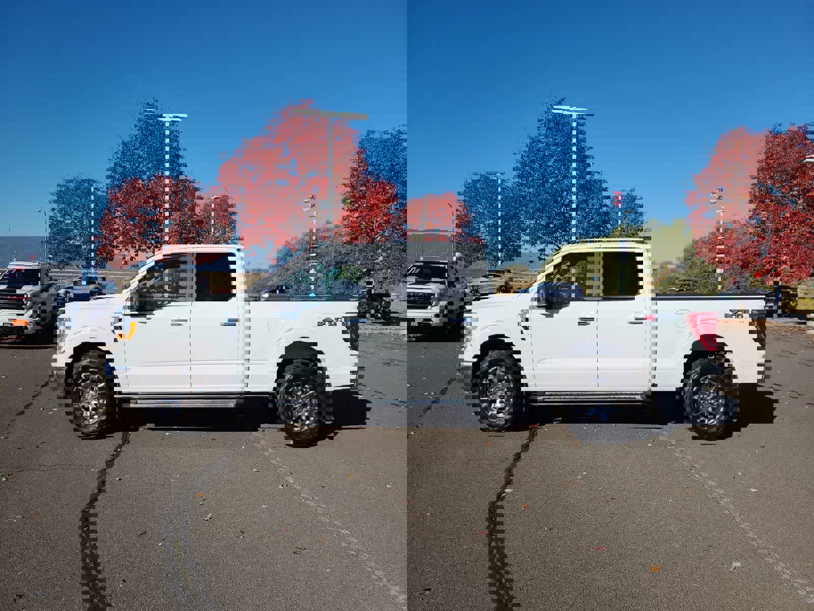 Used 2022 Ford F150 XLT w/ XTR Package image 11