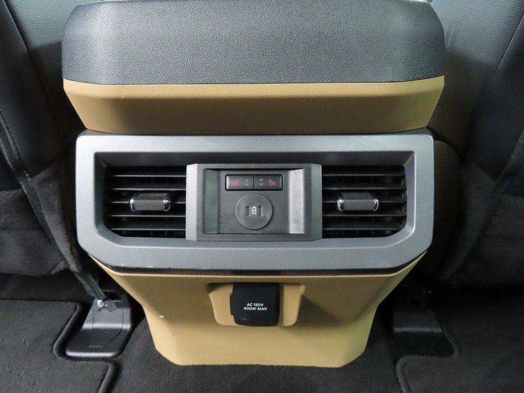 Used 2025 Ford F350 Lariat image 11