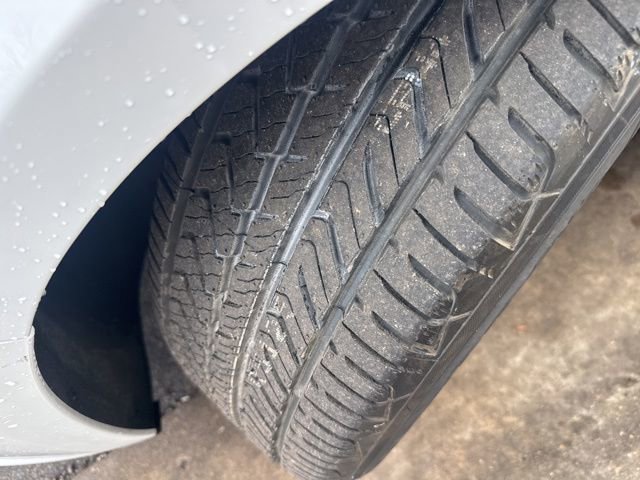 Used 2023 Chevrolet Malibu LT w/ Driver Confidence Package image 9