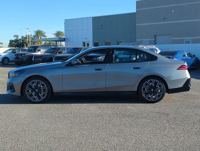 Used 2026 BMW 530i w/ M Sport Package RWD image 9