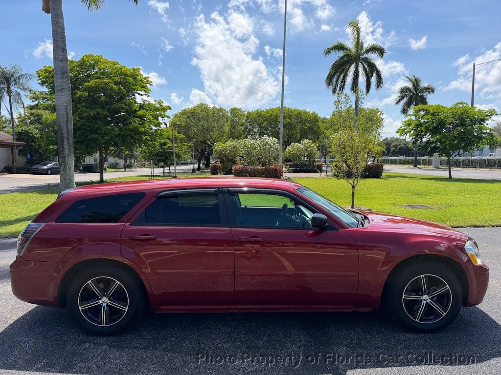 Used 2005 Dodge Magnum SE RWD image 6