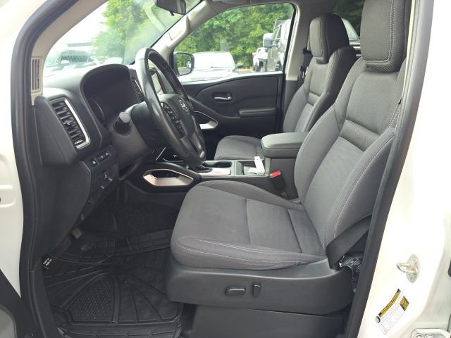Used 2023 Nissan Frontier SV w/ Technology Package AWD/4WD image 11