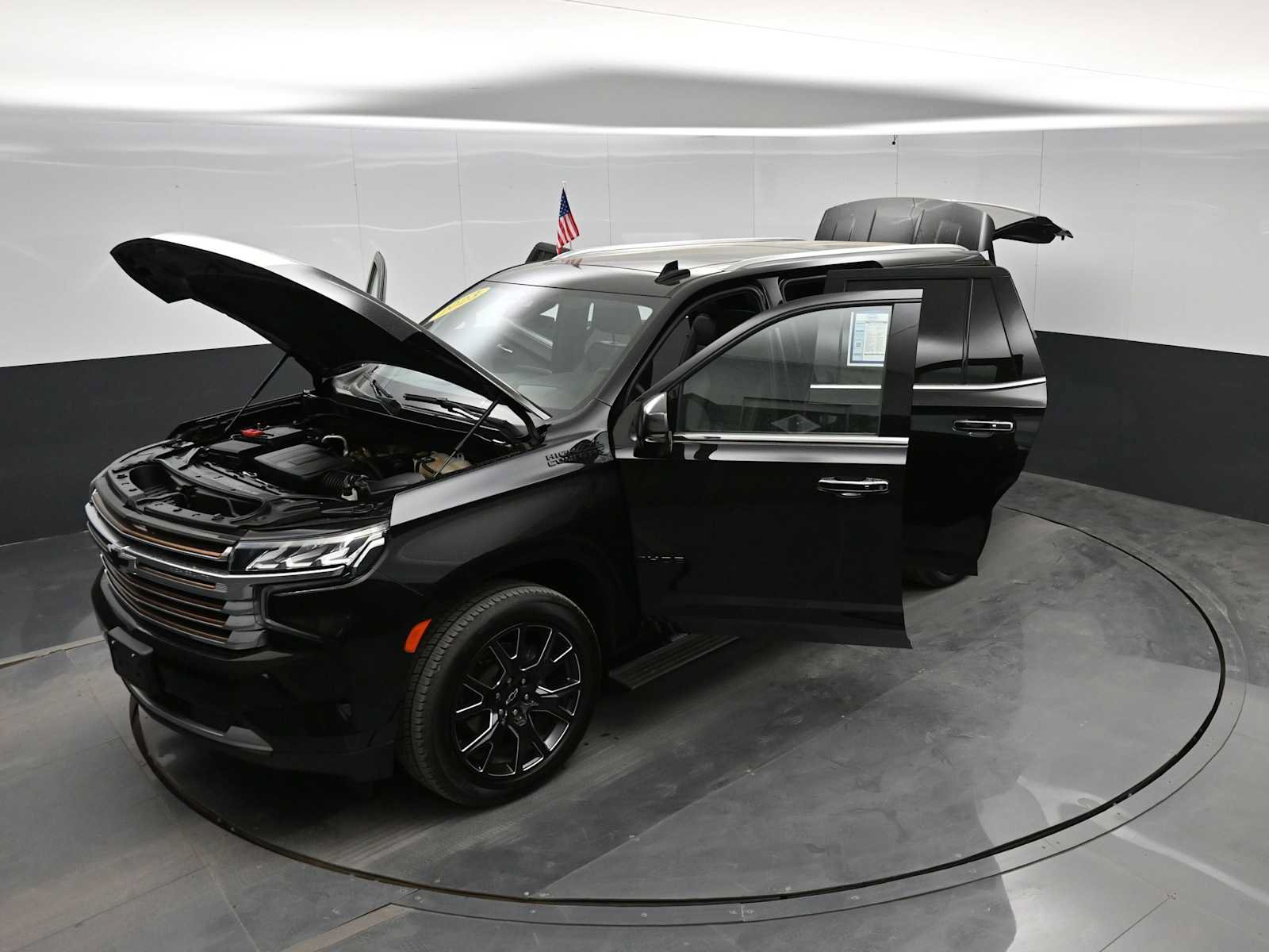 Used 2023 Chevrolet Tahoe High Country AWD/4WD image 40
