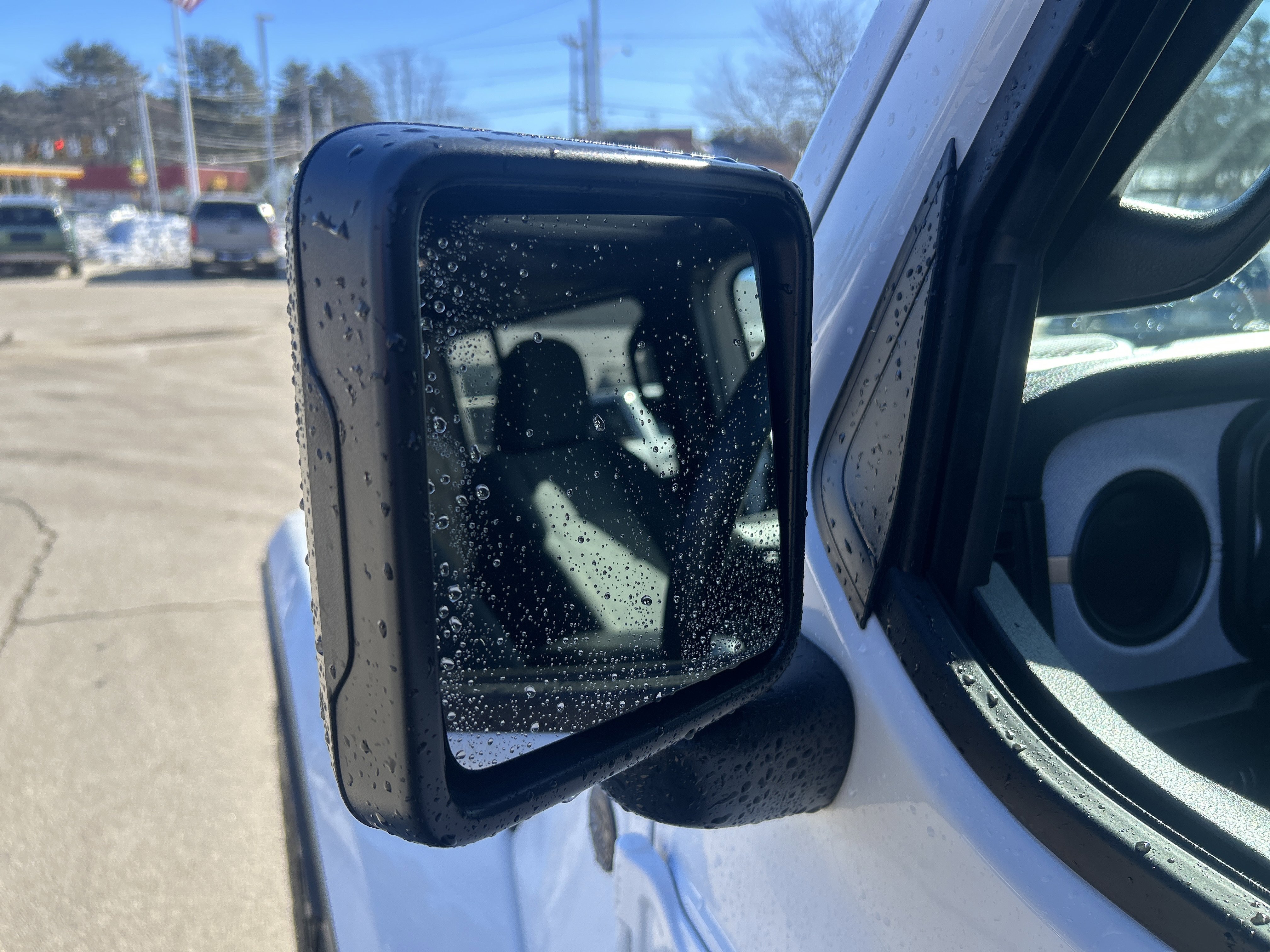 Used 2025 Jeep Gladiator Sport image 10