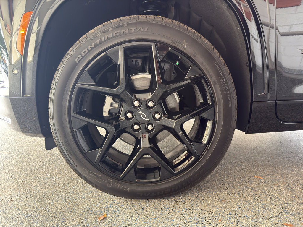 New 2026 Chevrolet Traverse RS w/ LPO, Floor Liner Package image 32