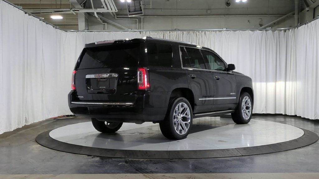 Used 2019 GMC Yukon Denali w/ Denali Ultimate Package AWD/4WD image 10