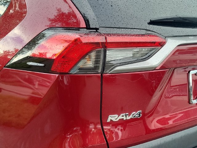 Used 2020 Toyota RAV4 Limited AWD/4WD image 28