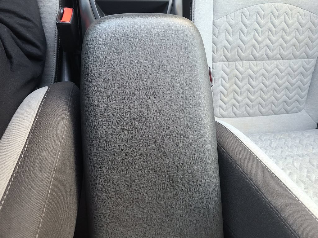 Used 2023 Chevrolet Equinox LT FWD image 23