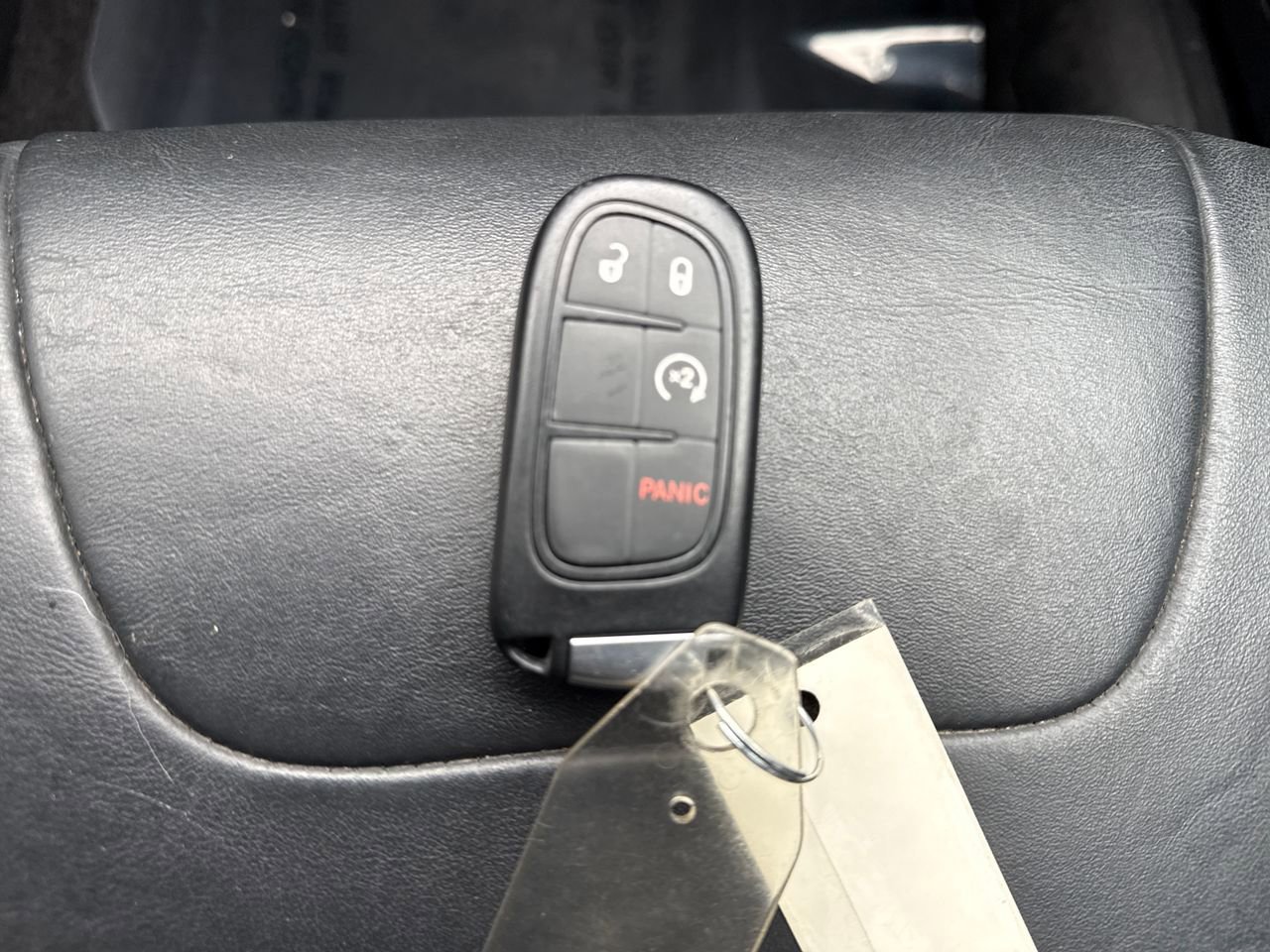 Used 2015 Jeep Cherokee Limited image 25