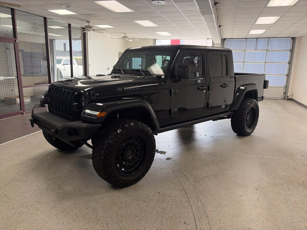 Certified 2023 Jeep Gladiator Sport AWD/4WD image 12
