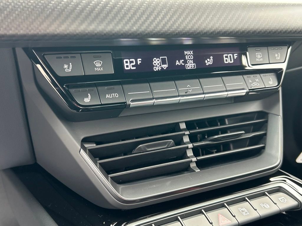 New 2026 Audi RS e-tron GT Base image 31