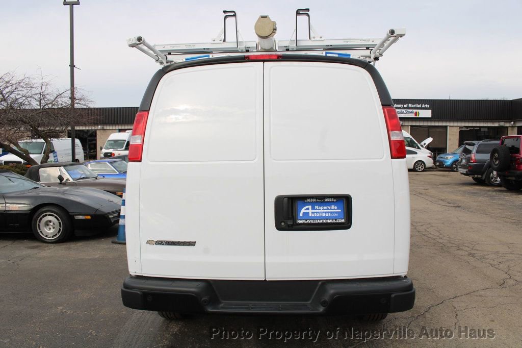 Used 2025 Chevrolet Express 2500 Extended w/ Communications Package image 60