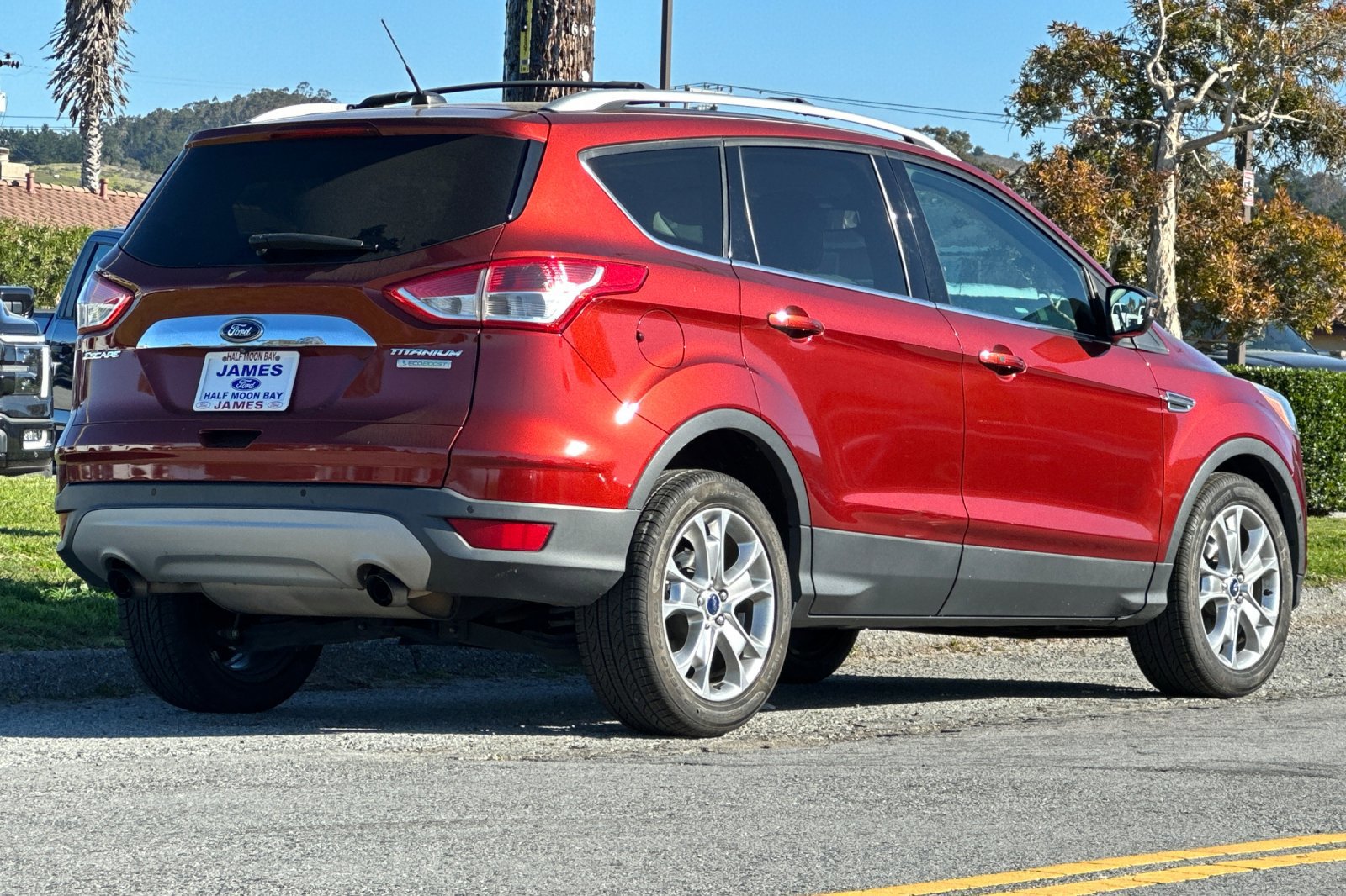 Used 2014 Ford Escape Titanium w/ Equipment Group 401A image 5