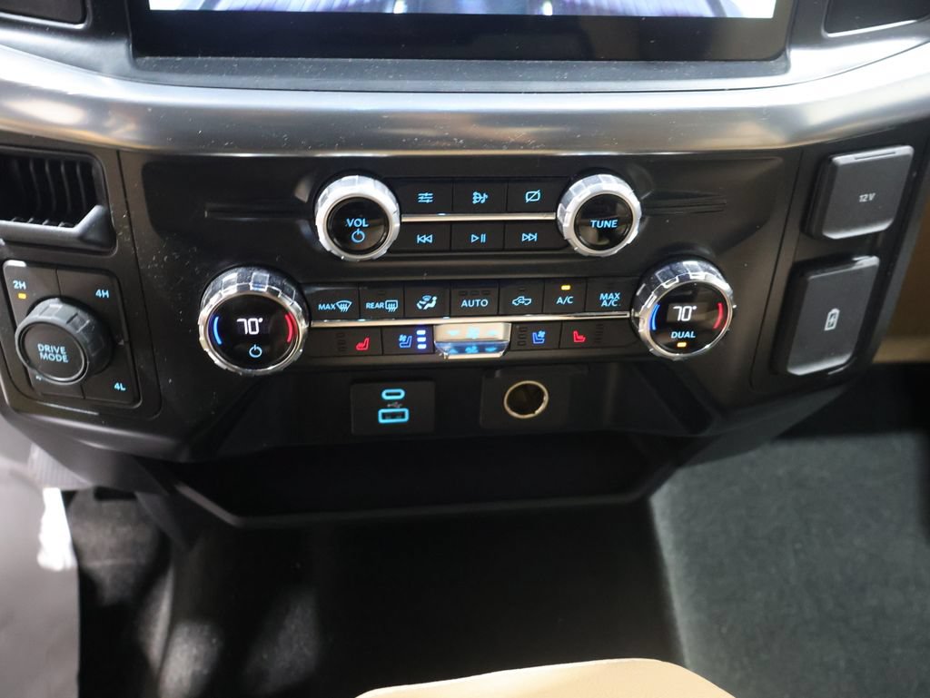 Used 2021 Ford F150 Lariat AWD/4WD image 29