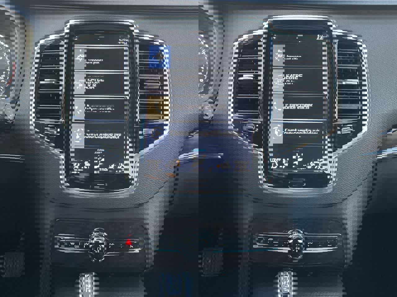 Used 2017 Volvo XC90 T6 Momentum w/ Vision Package image 13