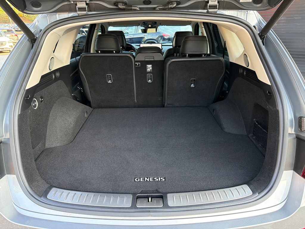Used 2022 Genesis GV80 2.5T w/ Prestige Package 04 AWD/4WD image 18