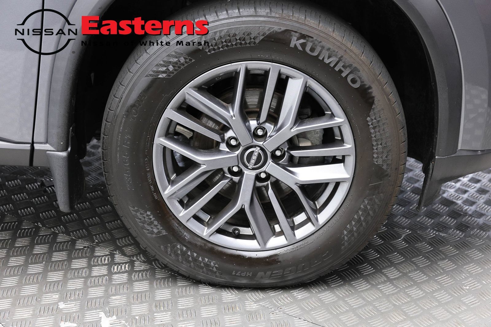 Used 2023 Nissan Rogue S AWD/4WD image 28