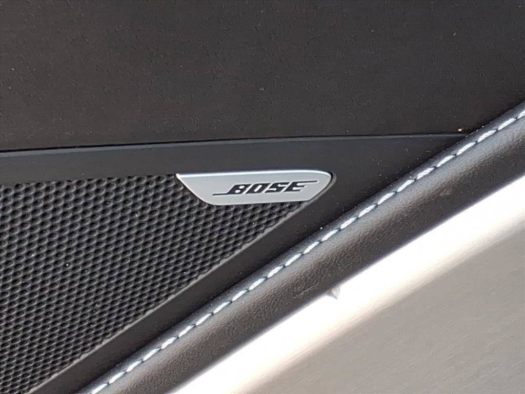 Used 2015 Chevrolet Corvette Z06 w/ 3LZ Preferred Equipment Group image 5