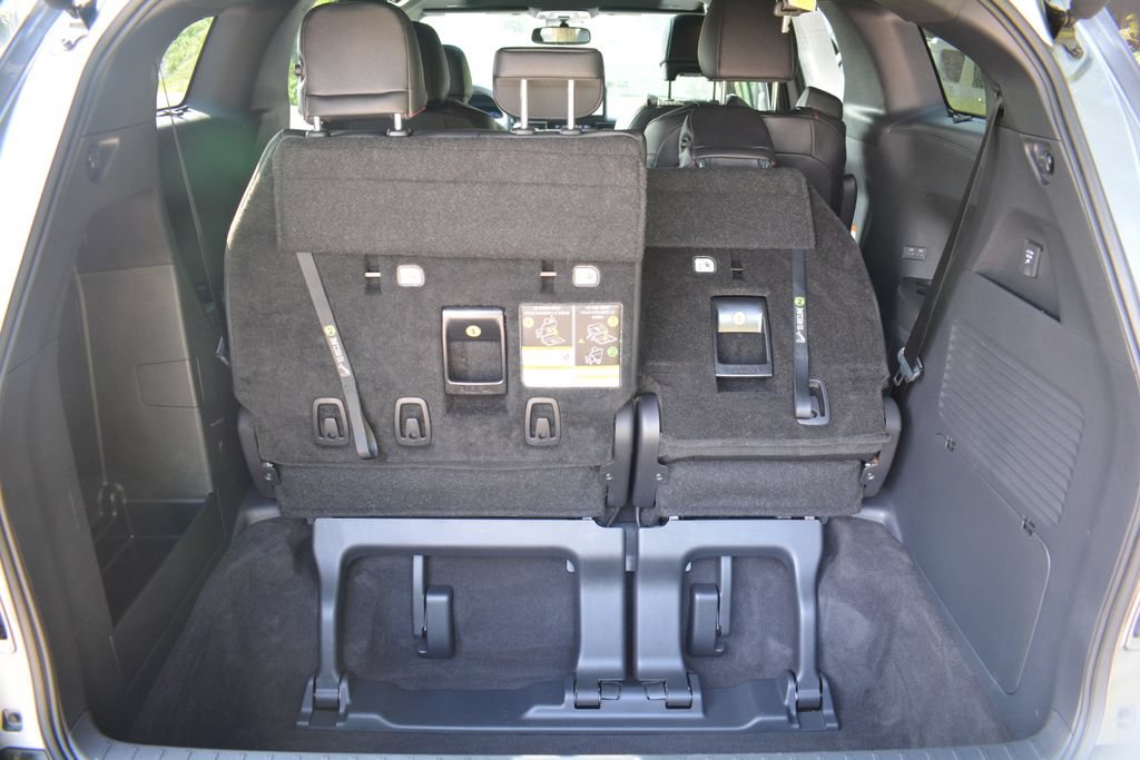 Used 2026 Toyota Sienna XSE AWD/4WD image 24