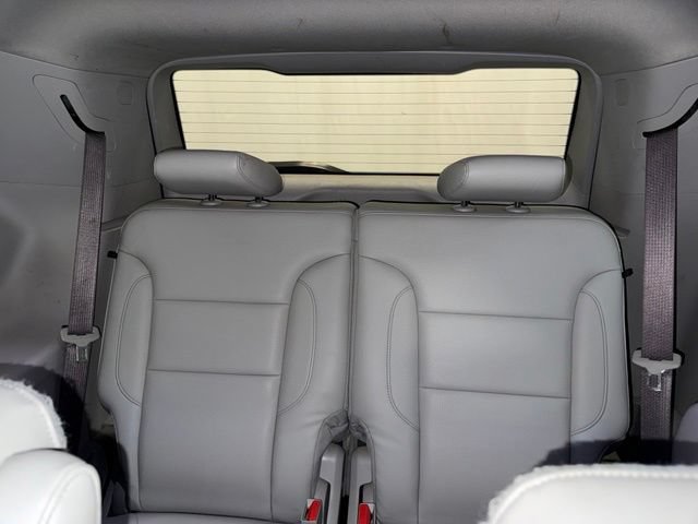 Used 2019 GMC Acadia SLT w/ LPO, Cargo Package AWD/4WD image 18