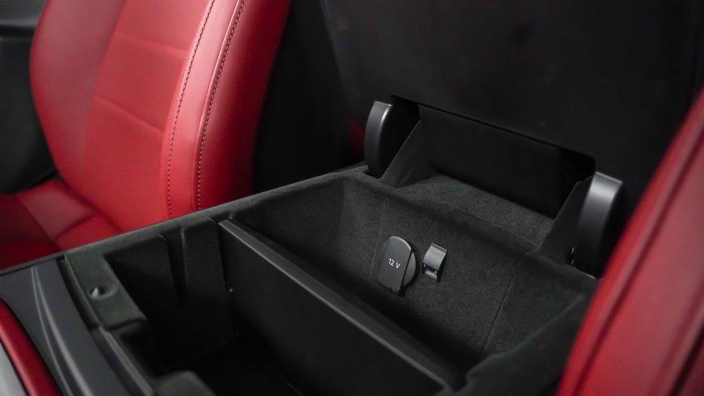 Certified 2025 Porsche Panamera 4 image 35