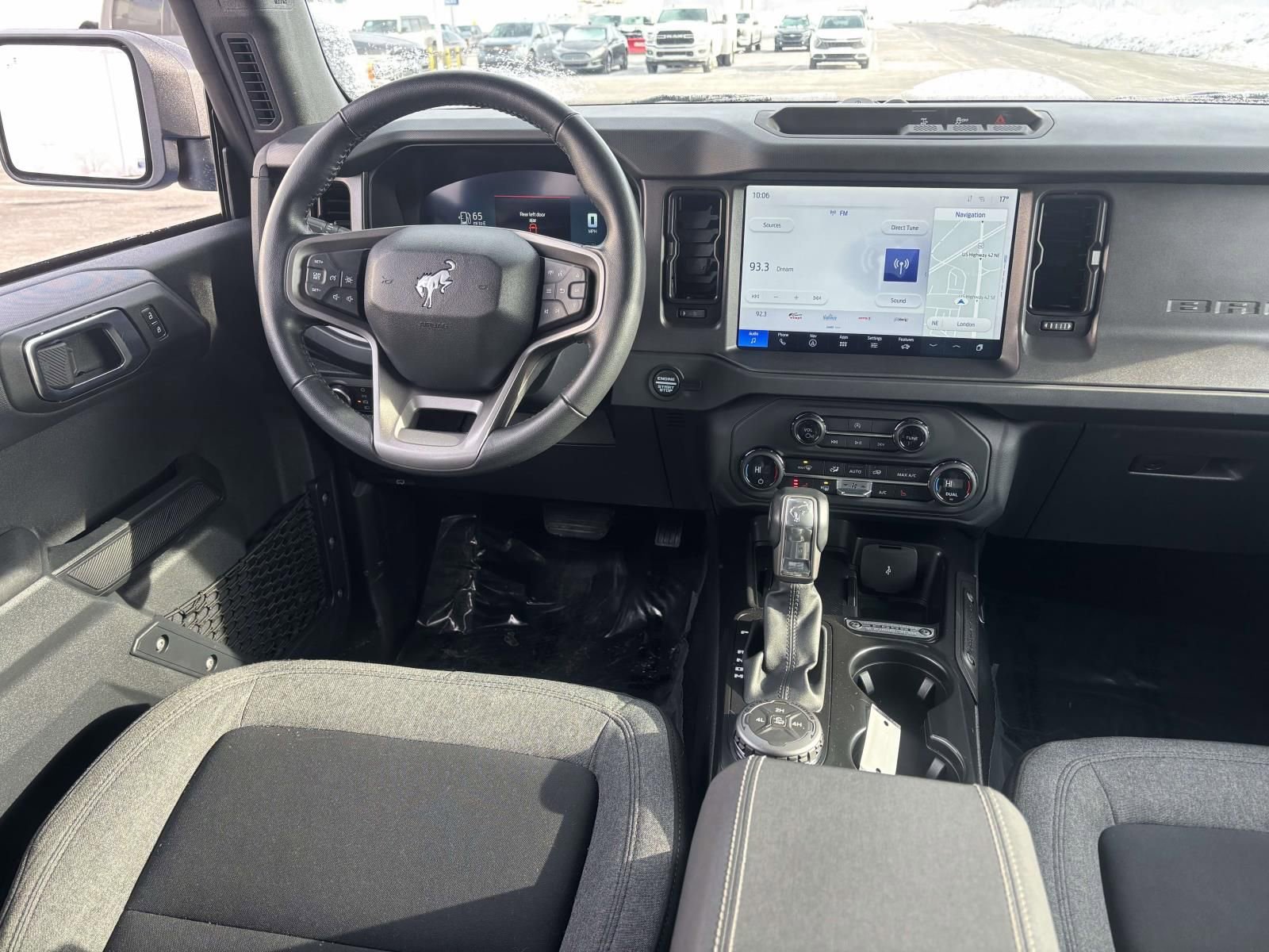 Used 2025 Ford Bronco Big Bend image 30