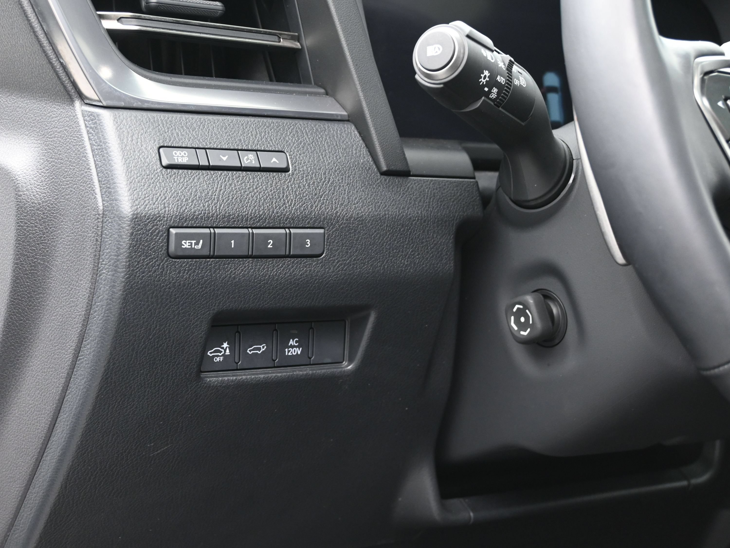 Used 2024 Lexus GX 550 AWD/4WD image 23