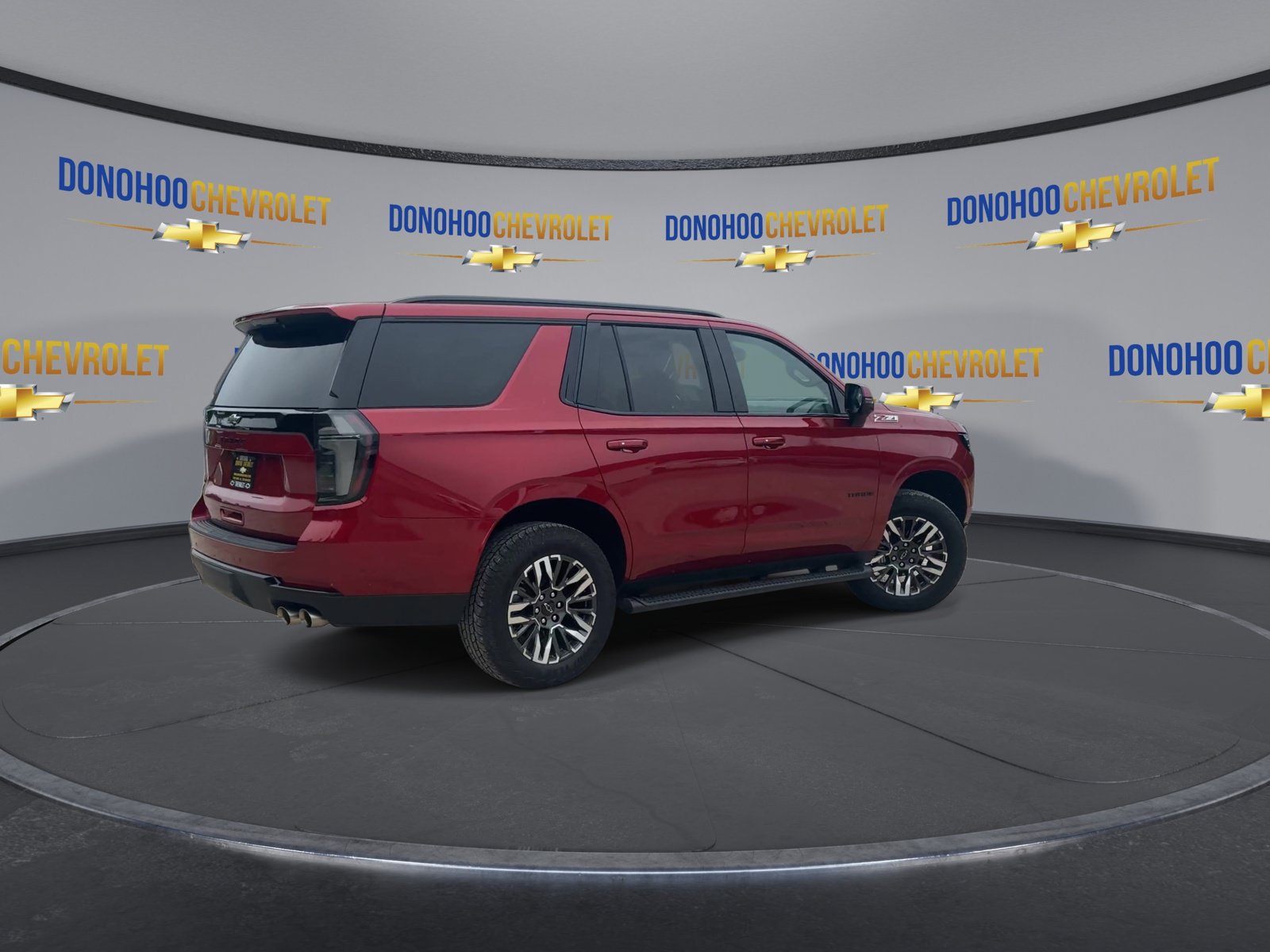 Used 2026 Chevrolet Tahoe Z71 w/ Comfort Package AWD/4WD image 11