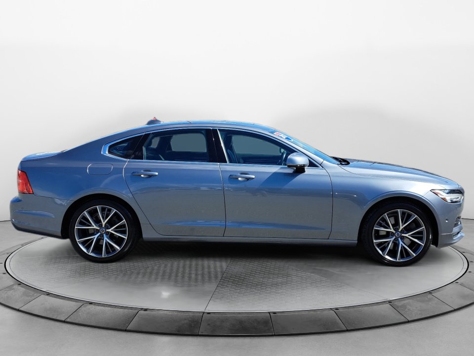Used 2017 Volvo S90 T6 Momentum w/ Vision Package AWD/4WD image 8
