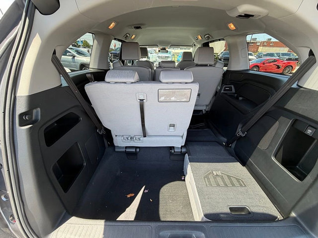 Used 2022 Honda Odyssey EX image 17