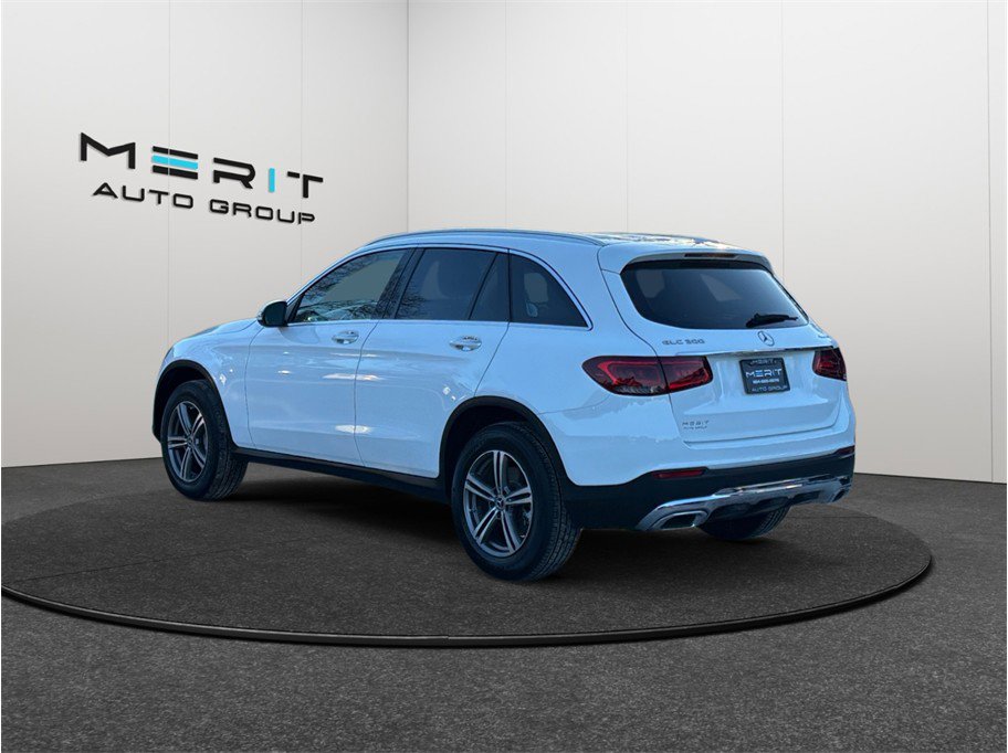 Used 2020 Mercedes-Benz GLC 300 4MATIC w/ Multimedia Package image 7