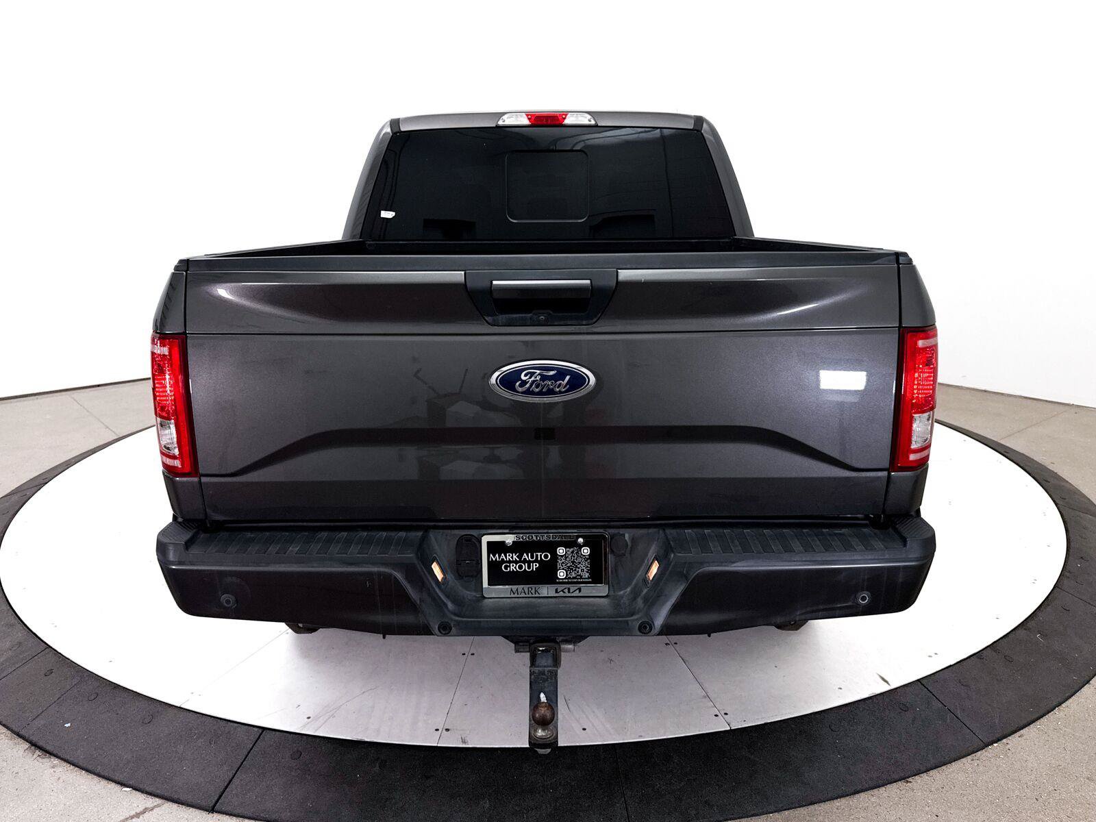 Used 2015 Ford F150 XLT w/ Equipment Group 302A Luxury RWD image 9
