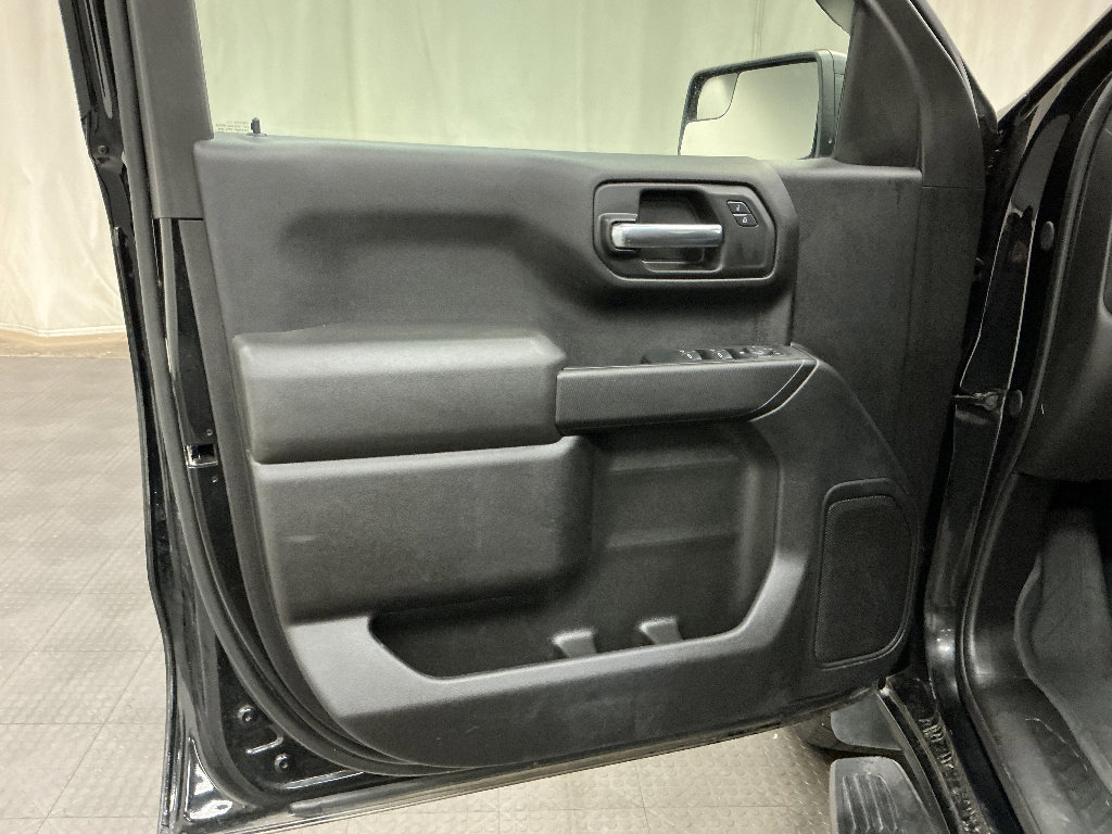 Used 2024 Chevrolet Silverado 1500 Custom image 25