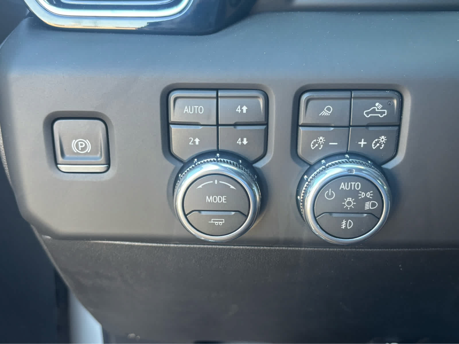 Used 2026 GMC Sierra 1500 Denali Ultimate AWD/4WD image 23