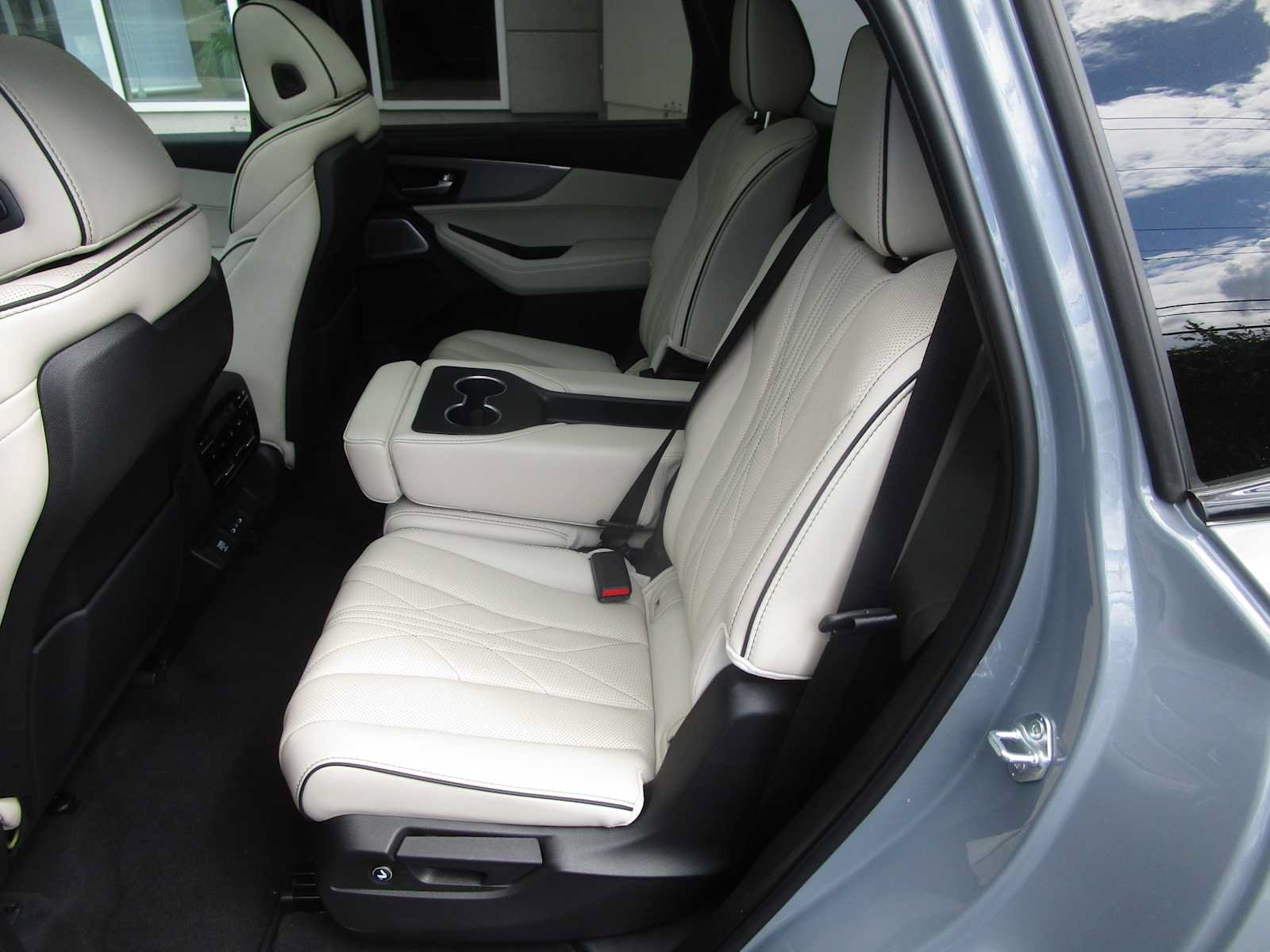 Certified 2026 Acura MDX A-Spec AWD/4WD image 9