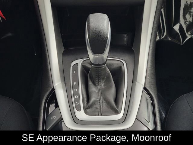 Used 2016 Ford Fusion SE FWD image 23